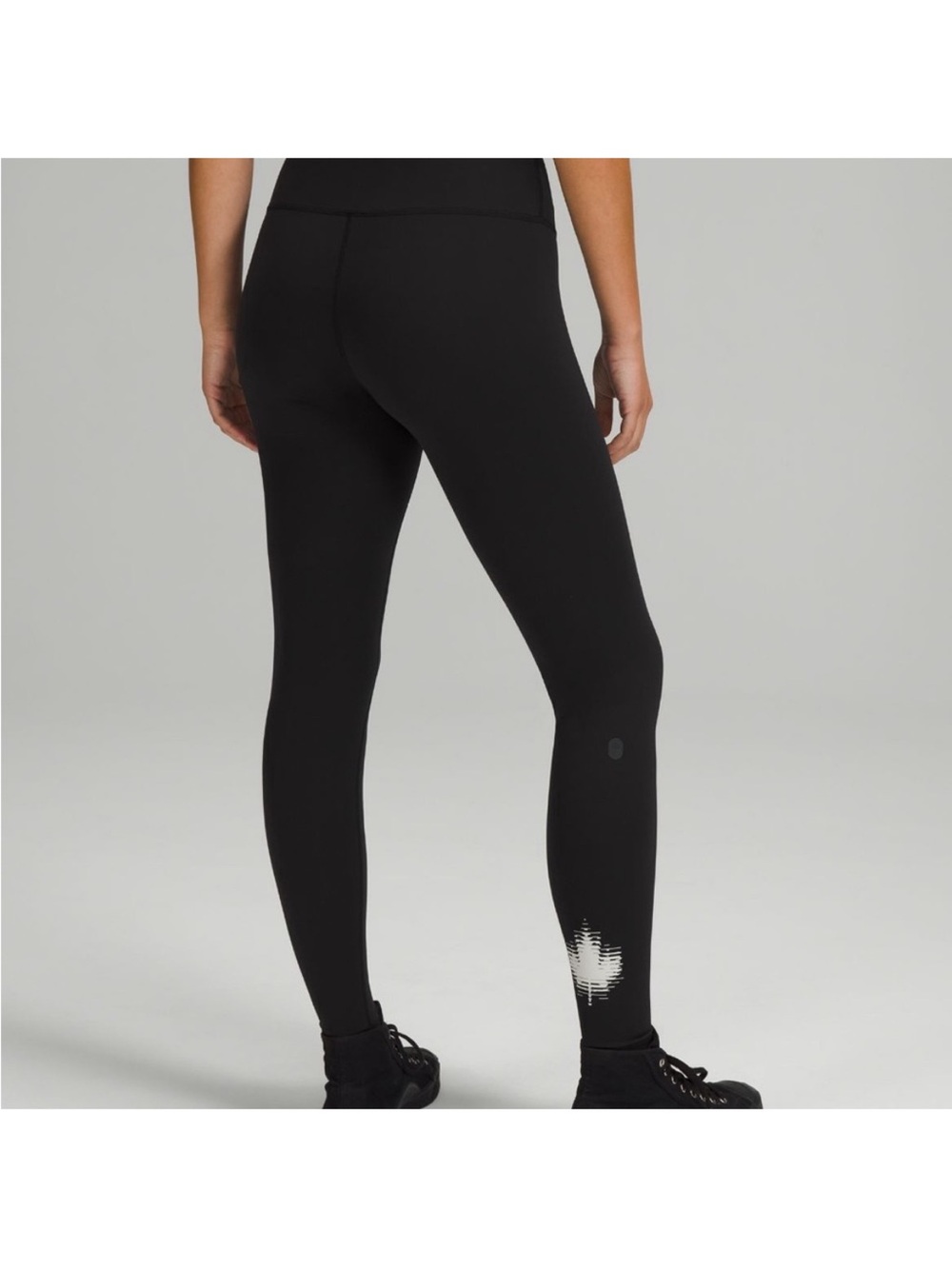 lululemon athletica Team Canada Wunder train tights 28”inseam
